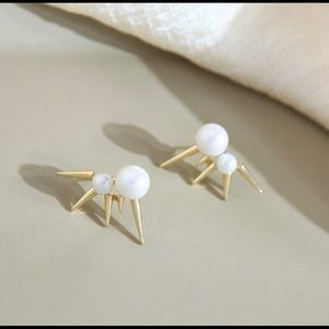 Pearl Gold Spikes Earring Studs